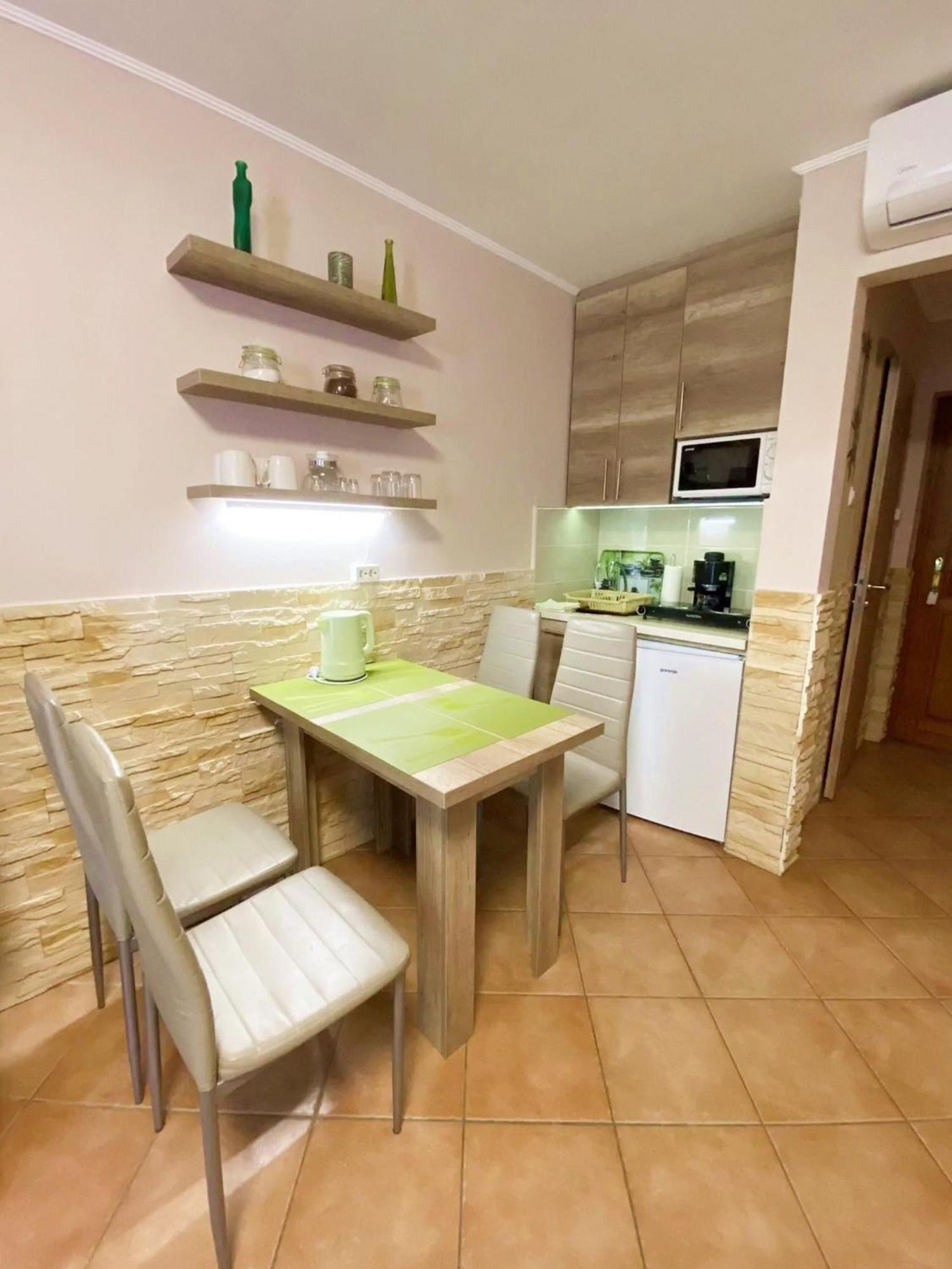Bambusz Apartman Gyula Kültér fotó