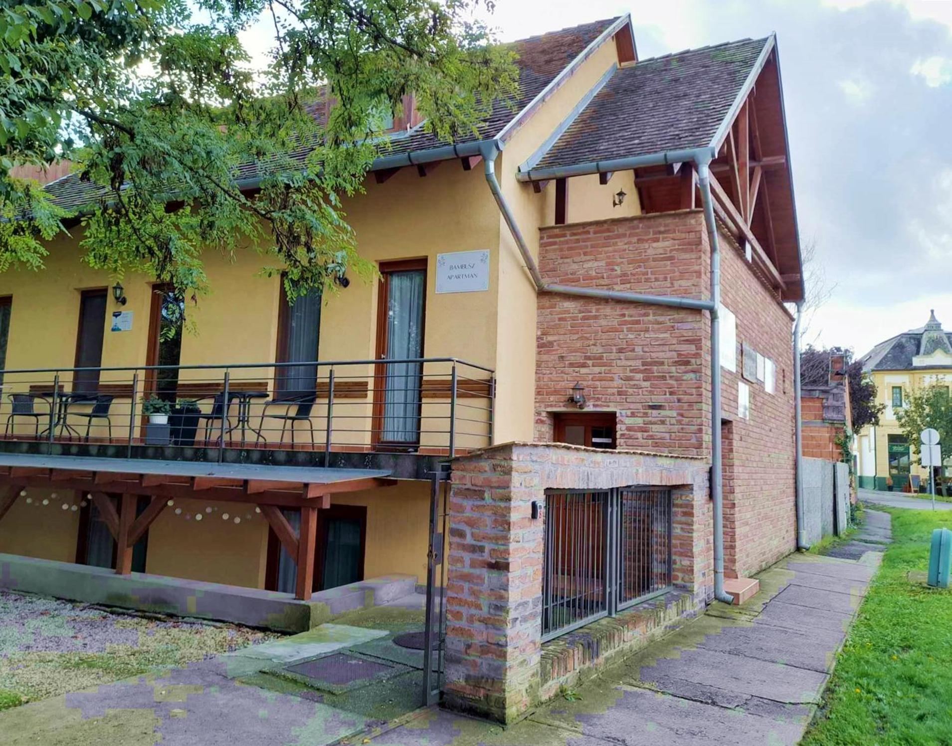 Bambusz Apartman Gyula Kültér fotó